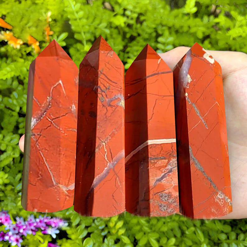 Prirodna kristalna kolona od ametistnog ahata, jednopunktna hexagonalna prizma, četverostruka forma