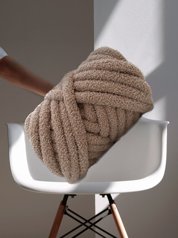 Tedi pūkainā sega - poliesteru šķiedra, 1000–1499 g, INS stils, visu gadalaiku