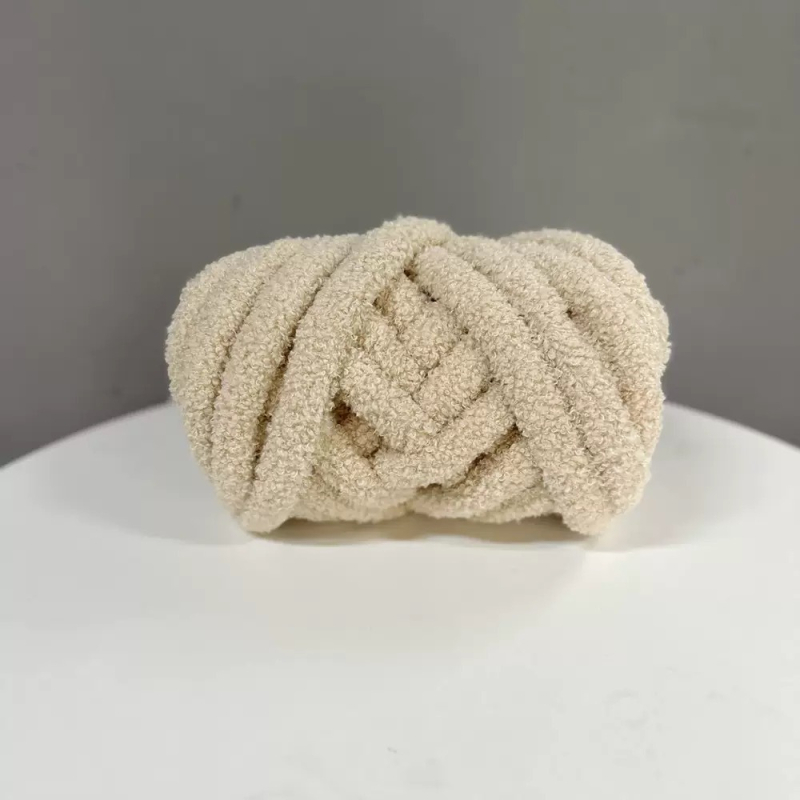 Tedi pūkainā sega - poliesteru šķiedra, 1000–1499 g, INS stils, visu gadalaiku