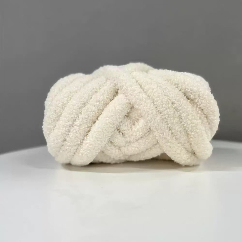 Tedi pūkainā sega - poliesteru šķiedra, 1000–1499 g, INS stils, visu gadalaiku