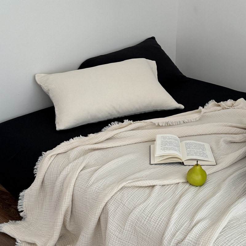 Četrslāņu kokvilnas segu ar pūtēm dīvānam, 500–800 g, pavasaris un rudens