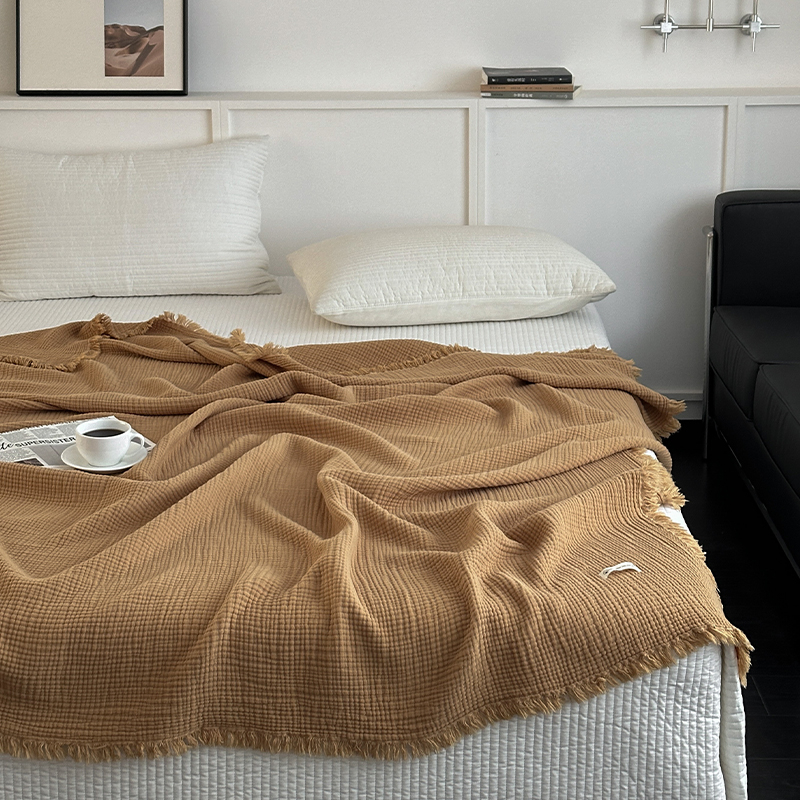 Četrslāņu kokvilnas segu ar pūtēm dīvānam, 500–800 g, pavasaris un rudens