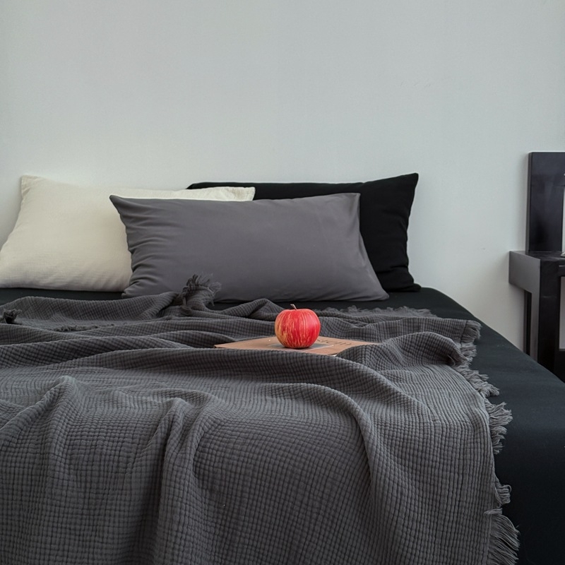 Četrslāņu kokvilnas segu ar pūtēm dīvānam, 500–800 g, pavasaris un rudens