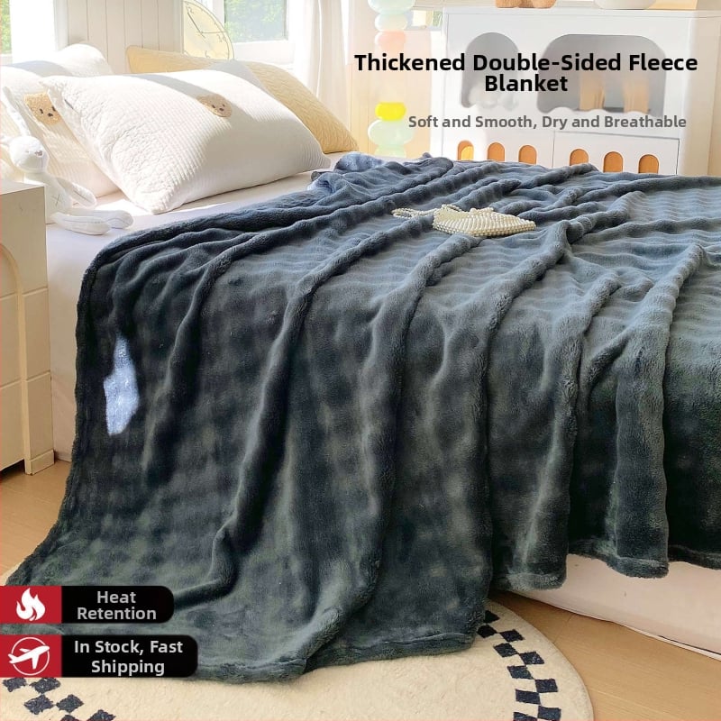 Pliša dvieļu segu ar ģeometriskiem, karikatūru un augu motīviem – visu sezonu izmantošanai, pielāgojama, no sintētiskām šķiedrām, piemērota gultai vai dīvānam