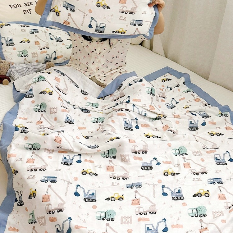 Vaikų pledas iš bambuso pluošto, visiems sezonams, animacinis raštas, INS stilius, svoris 1000-1499 g