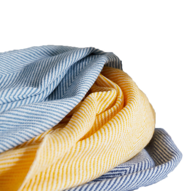 Akrila šķiedras džakarda sega ar pieskaņotām tasselēm, ģeometrisks viļņu un zivju kaula raksts, Vidusjūras stils, svars 500–799 g, pavasarim un rudenim