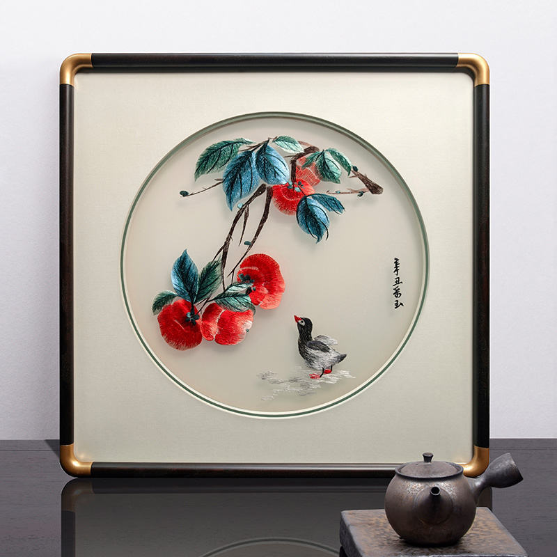 Roku darīta sienas glezna ar ainavu, ziediem un putniem (materiāls: zīds; stils: vispārīgs mērķis; telpa: viesistaba)