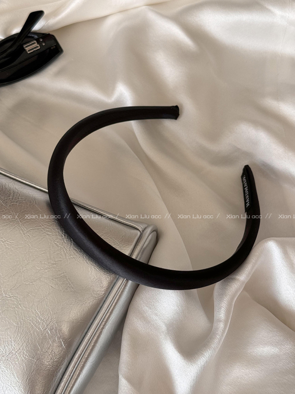 Galvas aksesuārs – minimalistiska stila, poliestera šķiedra, bērniem, Ziemas 2025