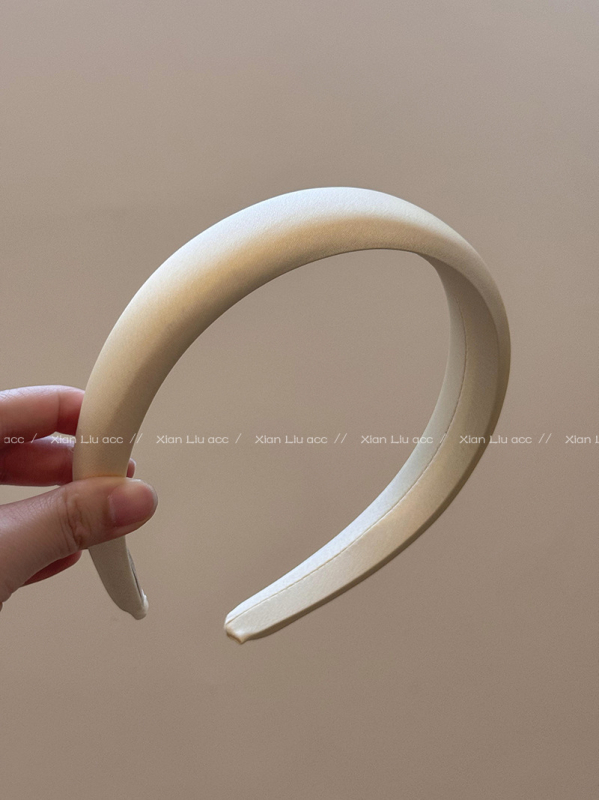 Galvas aksesuārs – minimalistiska stila, poliestera šķiedra, bērniem, Ziemas 2025