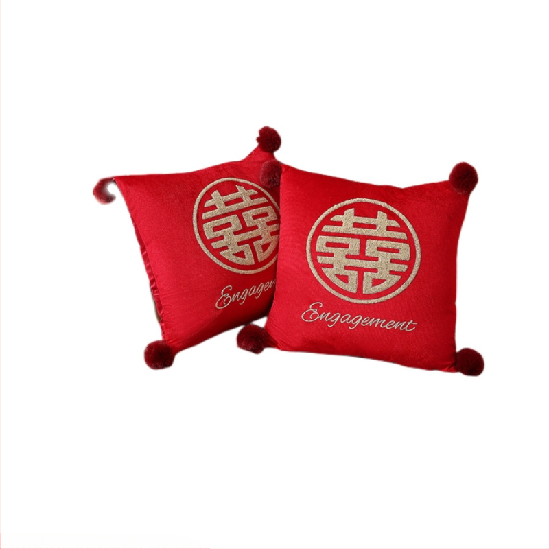 Pár svadobných vankúšov s nápisom Double Happiness na výzdobu svadobnej izby, bavlnený materiál, výplň z bavlny, svadobný štýl