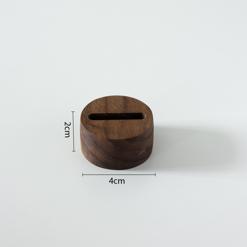 Vintažas rotaslietu izstādīšanas statīvs kaklarotām un auskarām, dažādi materiāli, izcelsme Guangzhou, 2025. gada pavasaris, senlaicīgs stils