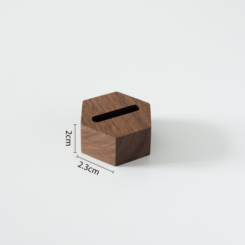 Vintažas rotaslietu izstādīšanas statīvs kaklarotām un auskarām, dažādi materiāli, izcelsme Guangzhou, 2025. gada pavasaris, senlaicīgs stils