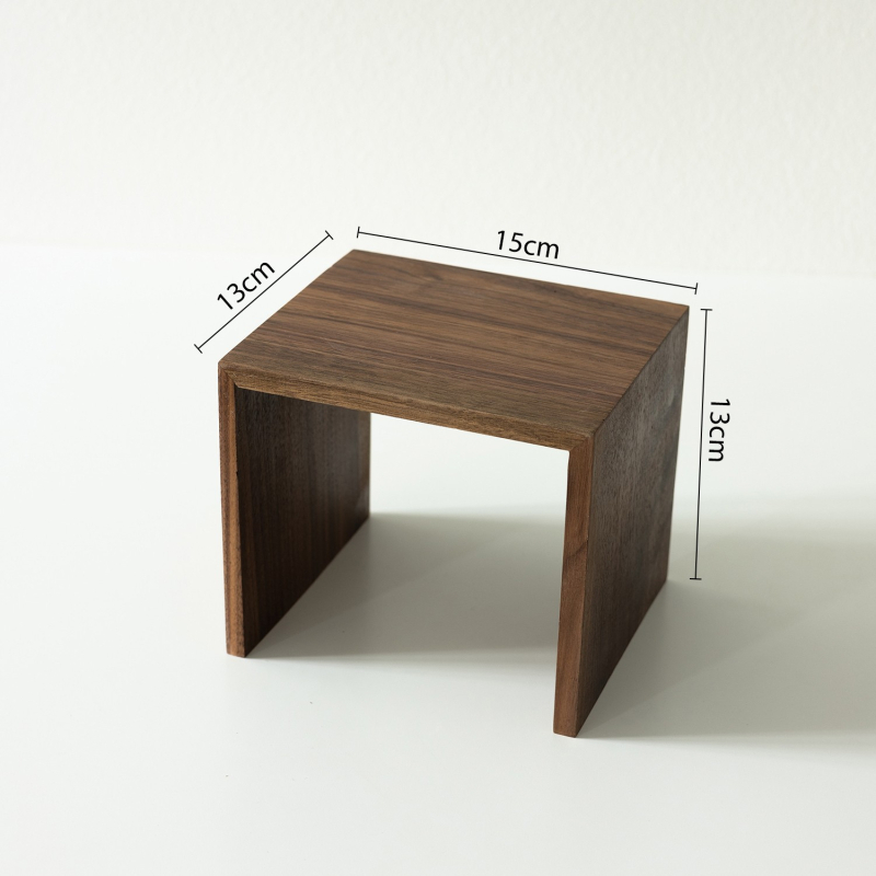 Vintažas rotaslietu izstādīšanas statīvs kaklarotām un auskarām, dažādi materiāli, izcelsme Guangzhou, 2025. gada pavasaris, senlaicīgs stils