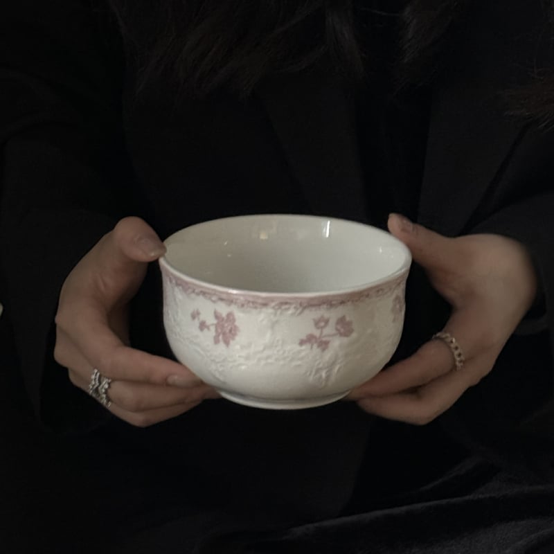 Keramikas šķīvis un apakštase komplekts ar reljefa rakstu, apaļš, gaišs luksusa retro stils, piemērots mikroviļņu krāsnij