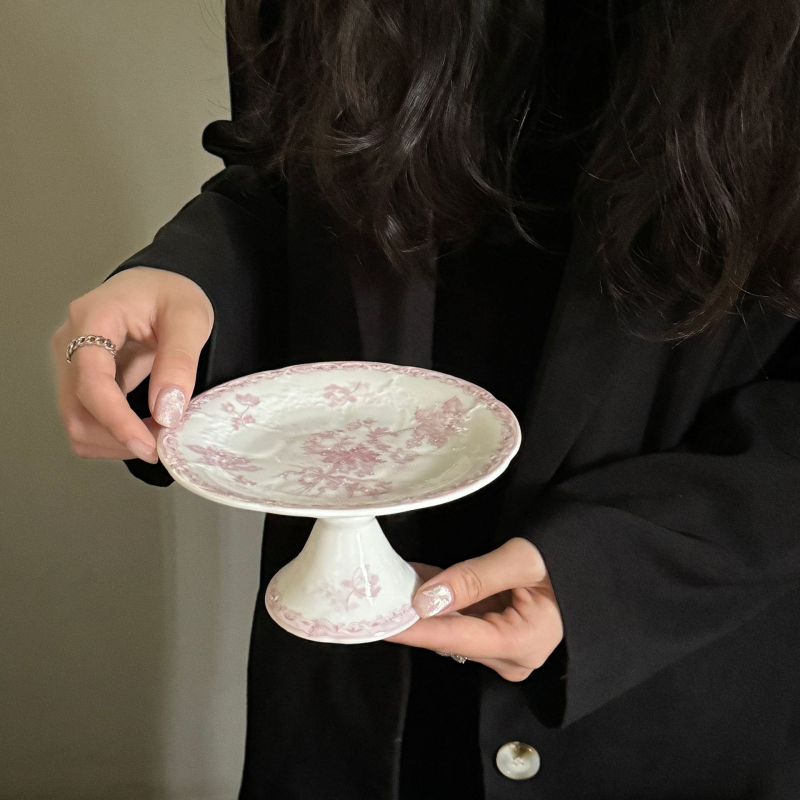 Keramikas šķīvis un apakštase komplekts ar reljefa rakstu, apaļš, gaišs luksusa retro stils, piemērots mikroviļņu krāsnij