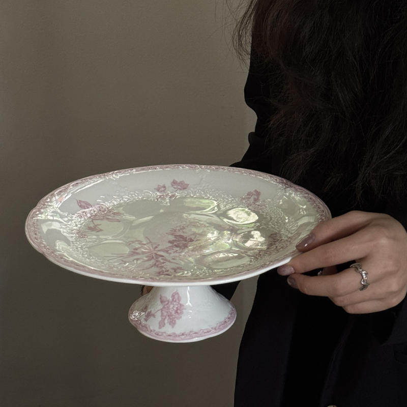 Keramikas šķīvis un apakštase komplekts ar reljefa rakstu, apaļš, gaišs luksusa retro stils, piemērots mikroviļņu krāsnij