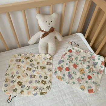 Zīdaiņu četrslāņu gāzes kvadrātveida dvielis – Wheat kiss, 30 g, uzsūkšanās 0–5 s