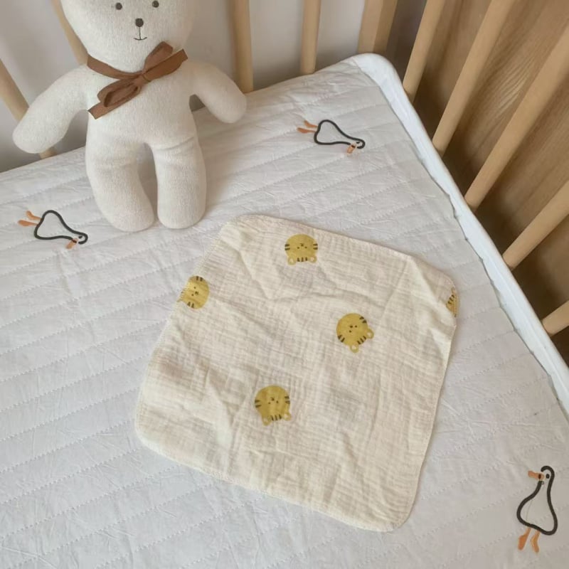 Zīdaiņu četrslāņu gāzes kvadrātveida dvielis – Wheat kiss, 30 g, uzsūkšanās 0–5 s