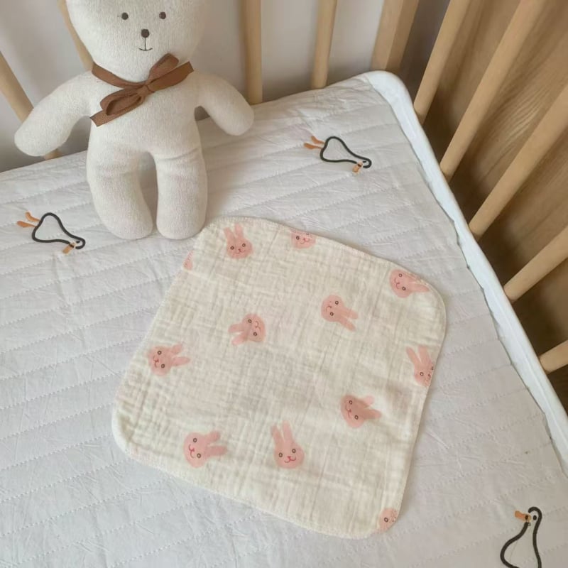 Zīdaiņu četrslāņu gāzes kvadrātveida dvielis – Wheat kiss, 30 g, uzsūkšanās 0–5 s