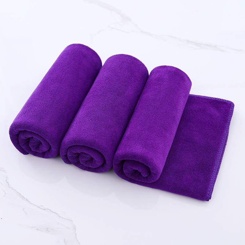 Mikrošķiedras matu žāvēšanai un tīrīšanai paredzēts dvielis frizieru salonam, iespējama logotipa drukāšana, 110 g, absorbcija 5–10 s, skaistumkopšanas/funkcionālais dvielis