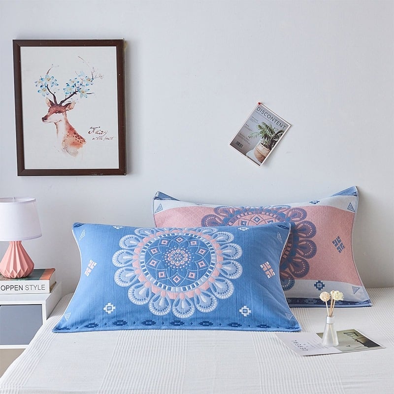 Két darab párnahuzat, 100% pamut géz, rajzfilm mintázat, csúszásmentes, testre szabható