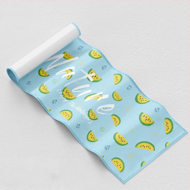 Sporta dvielis zālei ar pielāgotu logotipu - mikrofibra, 160–400 g, sviedru uzsūkšanās 0–5 s, druku process, pielāgots logotips