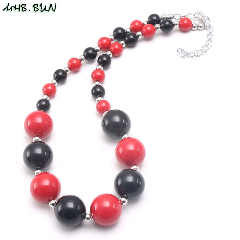 Gyerekeknek készült műanyag golyóláncú nyaklánc, egyrétegű, testreszabható