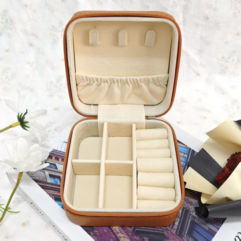 Cutie bijuterii din piele Vine, PU piele european retro, Modelul 5, Model solid, Carcasă rigidă, pentru depozitare brățări cristal și ruj