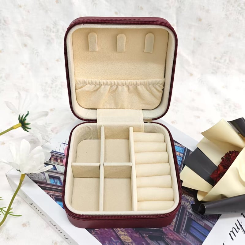 Cutie bijuterii din piele Vine, PU piele european retro, Modelul 5, Model solid, Carcasă rigidă, pentru depozitare brățări cristal și ruj