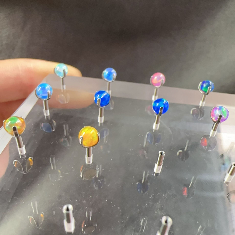 Lip nails za kosti uha – titanijeva zlitina, polirano, geometrijski stil, unisex