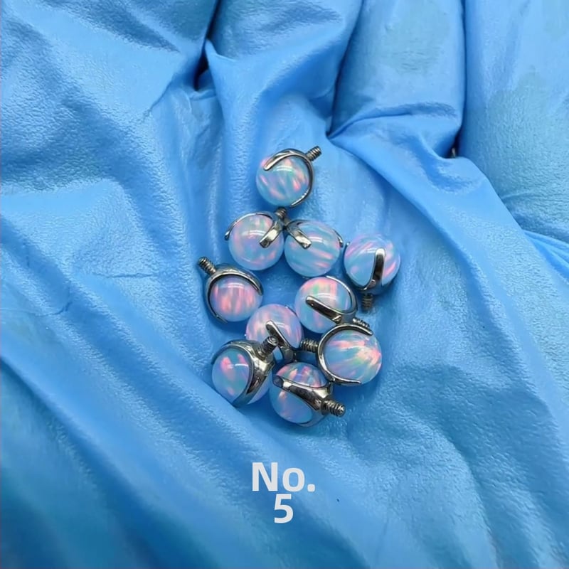 Lip nails za kosti uha – titanijeva zlitina, polirano, geometrijski stil, unisex