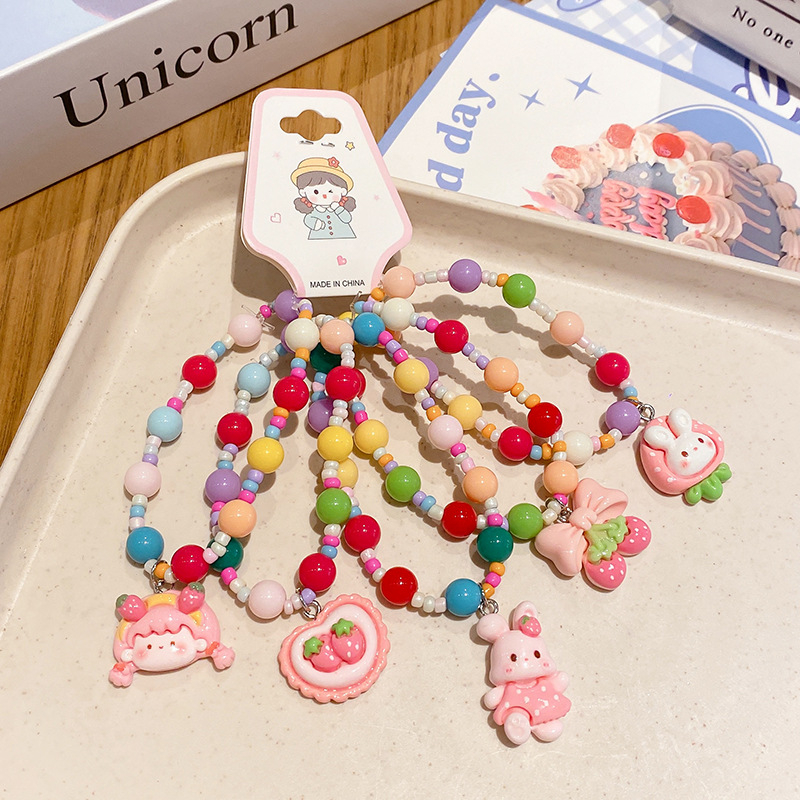 Gyerekeknek készült karkötő, rajzfilmszerű stílus, műanyag/gyanta gyöngyök, kézzel készült, Hercegnő sorozat, 3-6, 6-10 és 10+ éveseknek