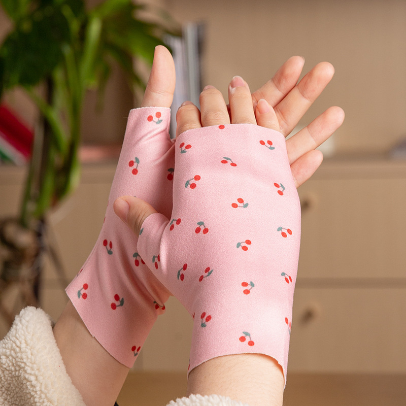 Puspirkstu cimdi ziemai, universāli, roku aizsardzība, rakstīšanai, pret vēju, no poliestera