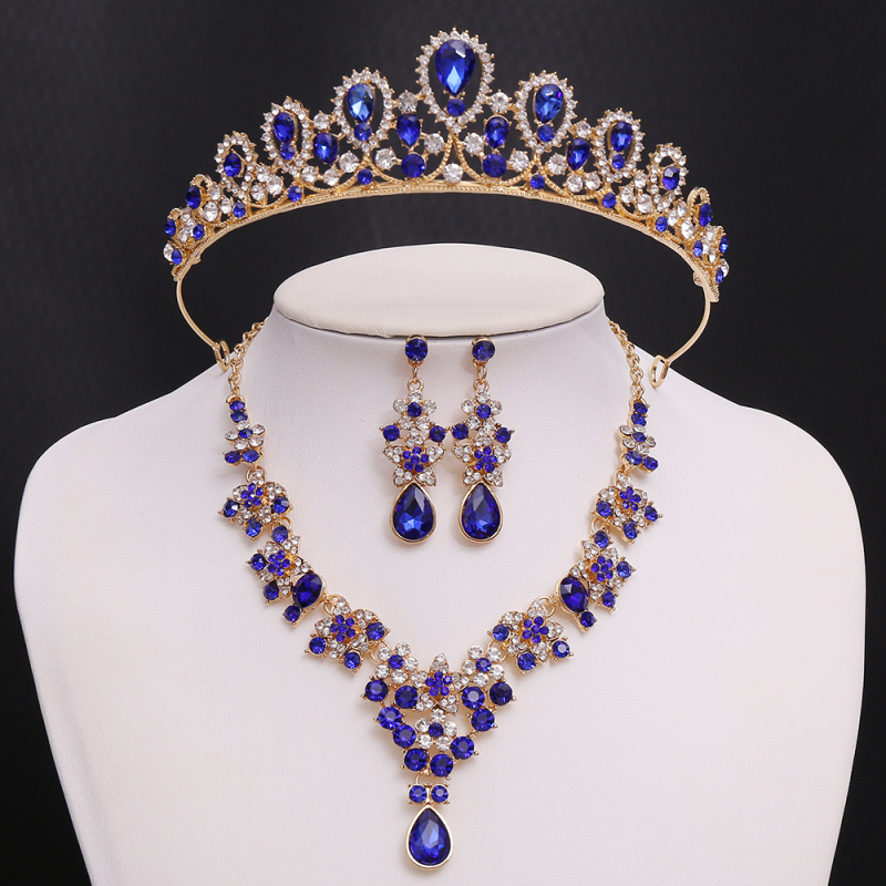 Vjenčani trodjelni set nakita: kruna, ogrlica i ukras za kosu; legura, rhinestone, križni lanac; uzorak: križ/kruna/romanske brojke