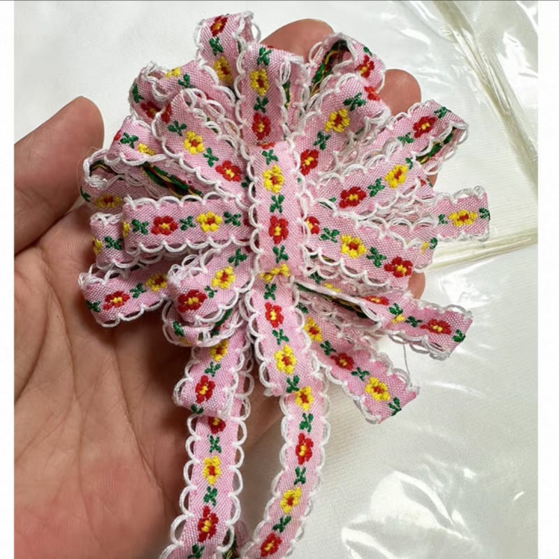 Corsage poga – roku darbs no auduma, sieviešu etniskais stils (rudens 2025 izlaidums)