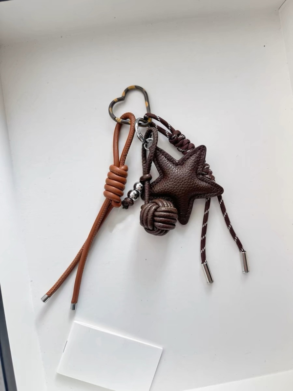 Odinis raktų pakabukas su žvaigžde, rankomis išaustas virvės mazgas, Korėjietiškas stilius (Pavasario 2025 leidimas)