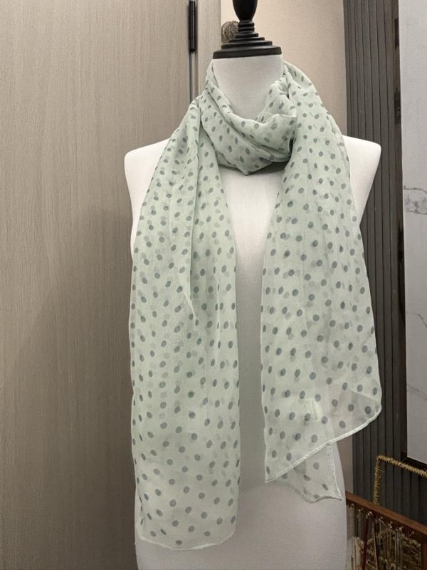 Poliester šal, lagana ravna tkanina, ljetni dodatak, podrijetlo Yiwu, sitni točkasti uzorak