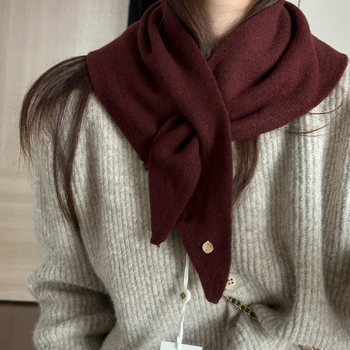 Ženski vuneni trokutasti šal — 100% vuna, warp pletenje, za jesen, zadržava toplinu