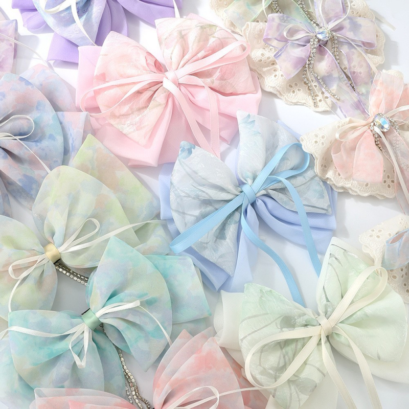 Matu klipsis ar loku un pērlīšu pūci, tauriņa ziedu dizains, roku darbs