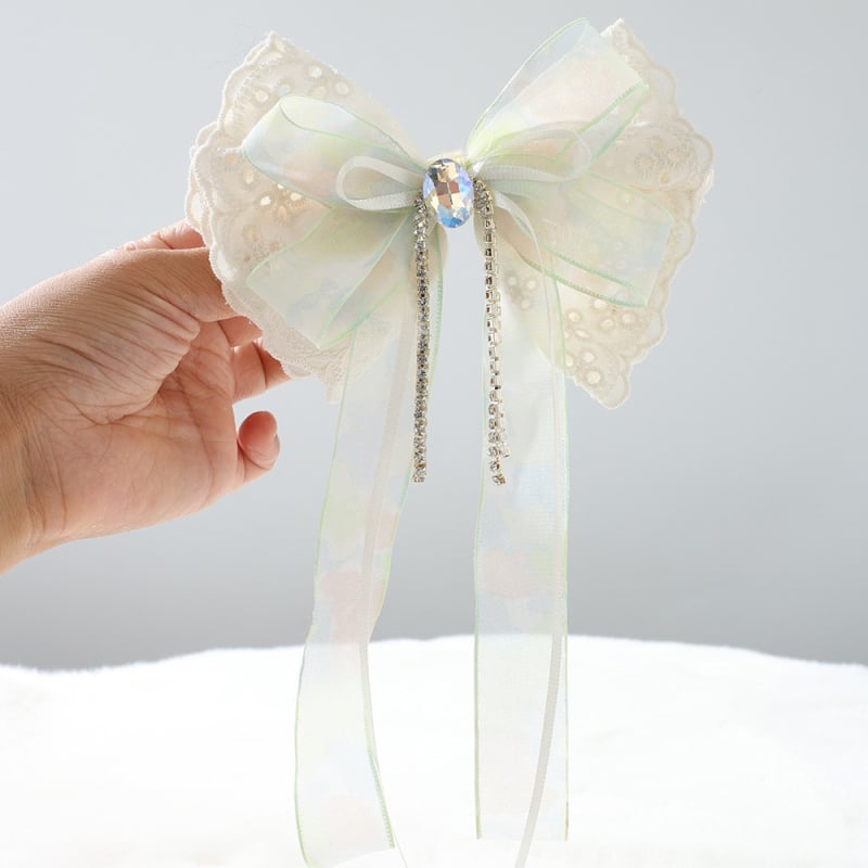 Matu klipsis ar loku un pērlīšu pūci, tauriņa ziedu dizains, roku darbs