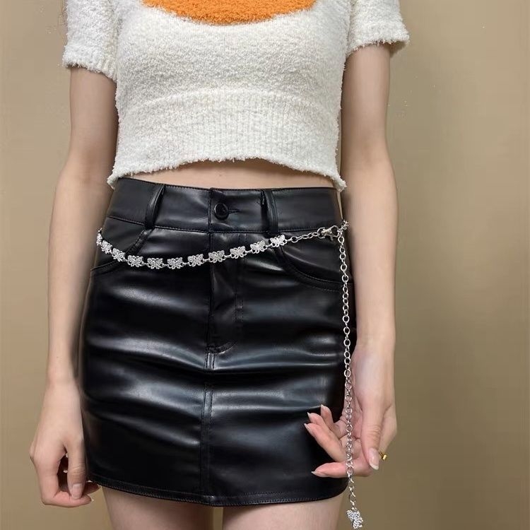 Moteriška juosmens grandinė su perlais ir krištolais, metalinė, vienos kilpos dizainas