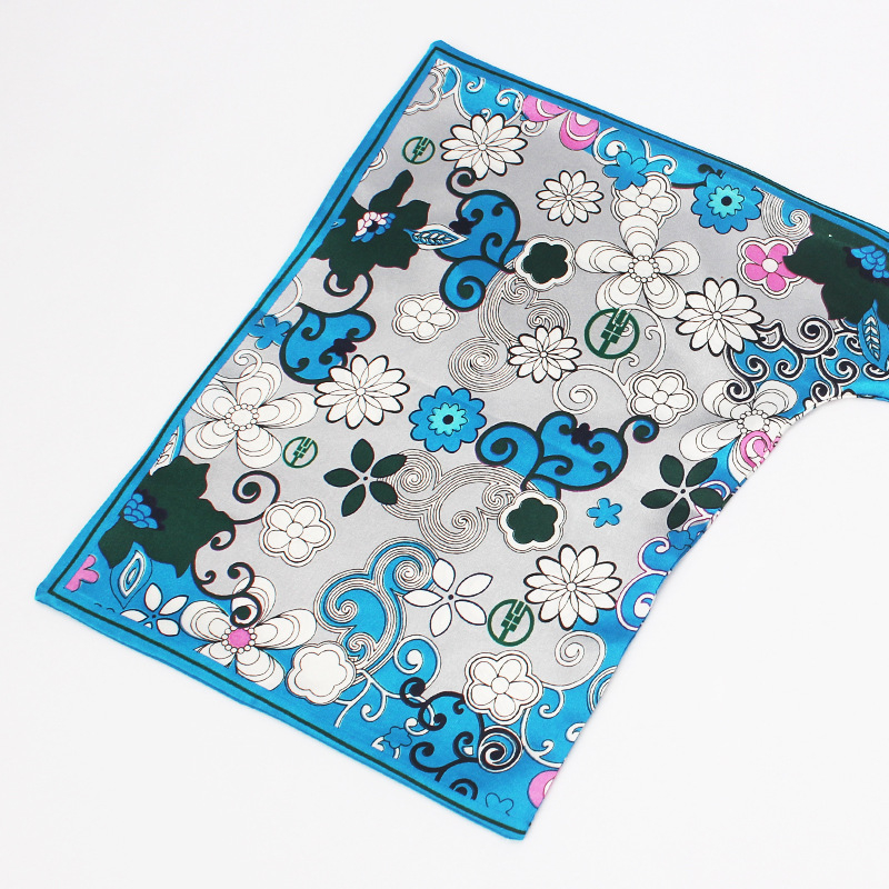 Παπιγιόν από πολυεστερ-σίλκ, ριγέ μοτίβο, Jacquard ύφανση, στυλ Arrow Type/Administrative