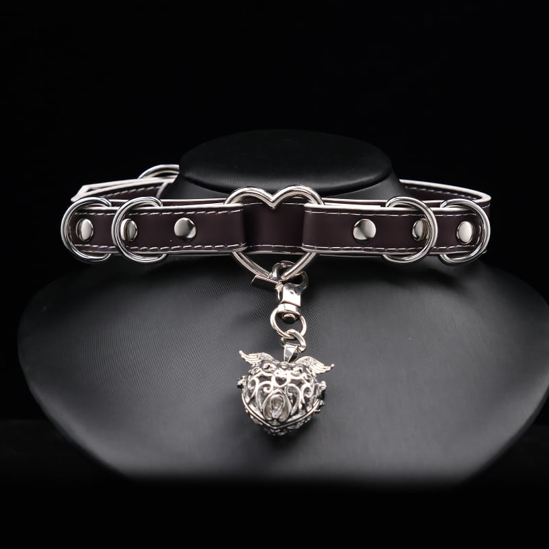 Termokromatiska kaklarota – PU materiāls, kulons no saka, standarta ķēde, pavasaris 2024