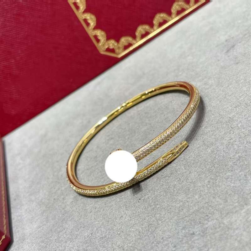 Nagu rokassprādze, V zelts, ģeometriska forma, iegravēti augsta oglekļa diamanti, unisex – modes luksusa stils, 2023. gada pavasara izlaidums