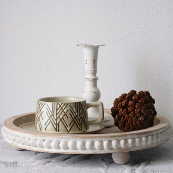 Apaļš koka trauks franču retro stilā, virsma ar spreja pārklājumu, pielāgojams; piemērots viesnīcām, maltītēm, kafijai un tējai.