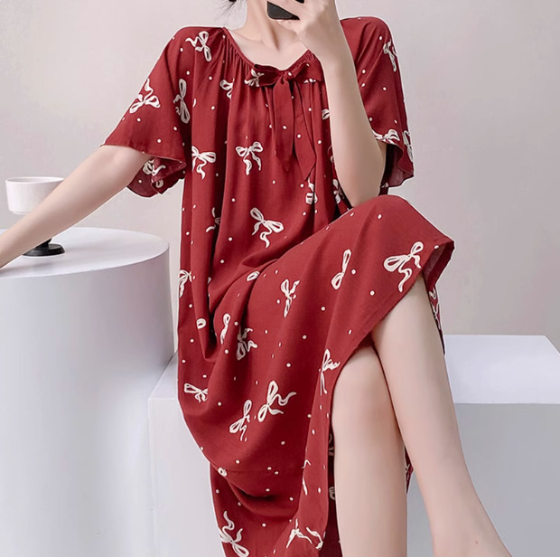 Noćna haljina s cvjetnim dezenom, mješavina pamuka i svile, kratki rukavi, okrugli izrez