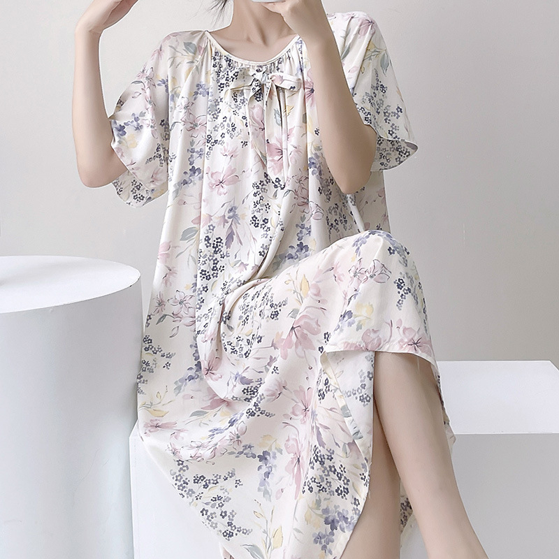 Noćna haljina s cvjetnim dezenom, mješavina pamuka i svile, kratki rukavi, okrugli izrez