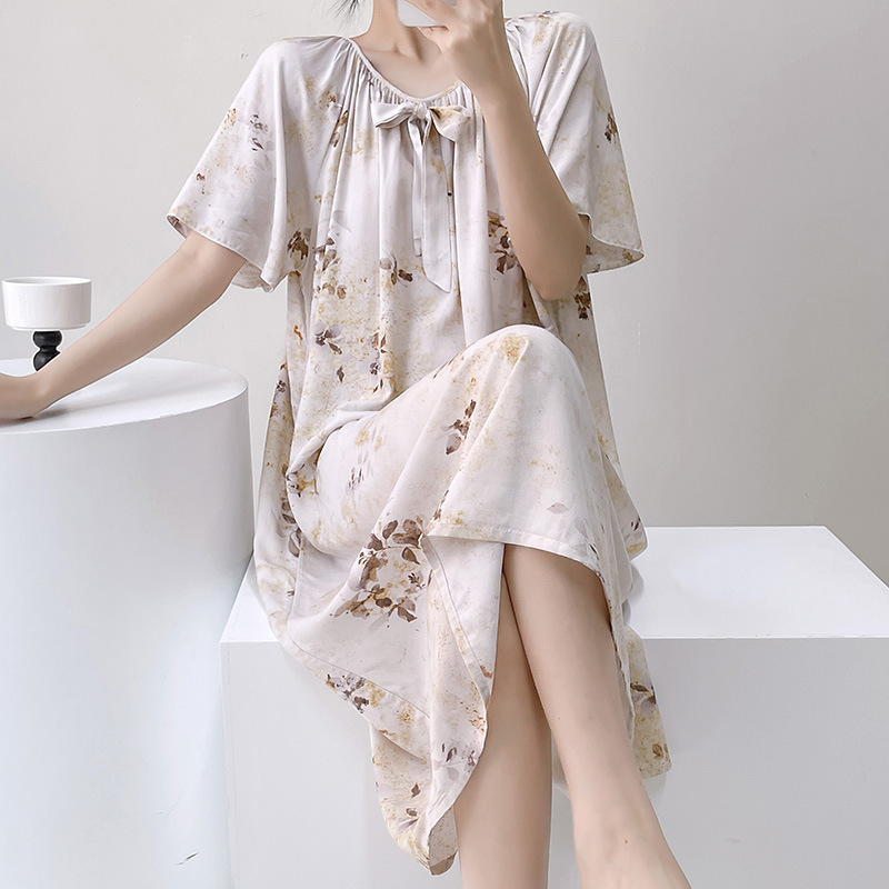 Noćna haljina s cvjetnim dezenom, mješavina pamuka i svile, kratki rukavi, okrugli izrez