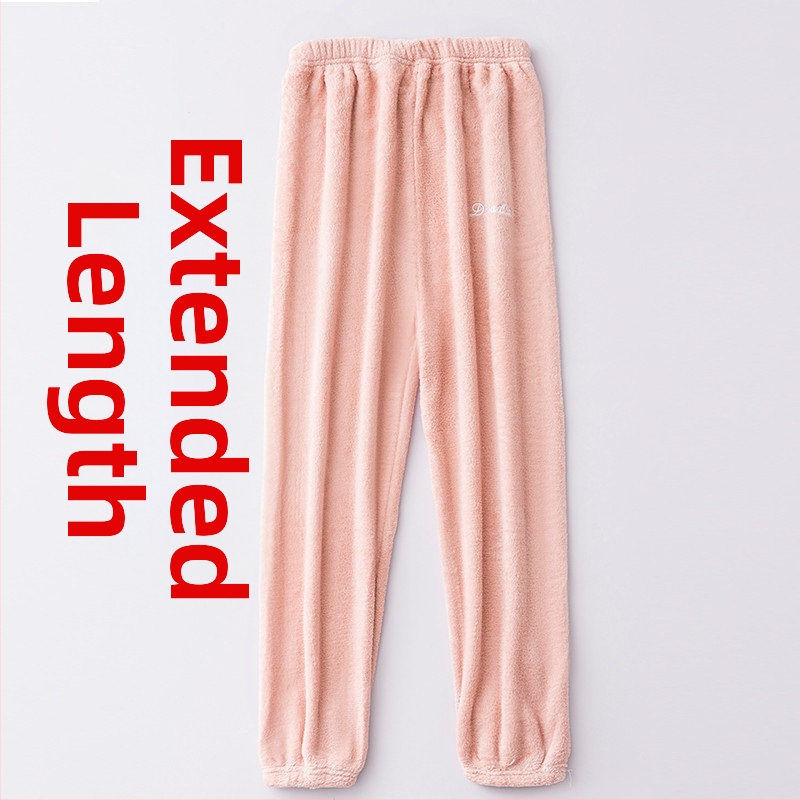 Pidzama hlače od koralnog pliša, podstavljene i debele zimi, opuštena silueta, dužina 120 cm, unisex