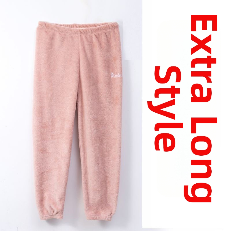 Pidzama hlače od koralnog pliša, podstavljene i debele zimi, opuštena silueta, dužina 120 cm, unisex